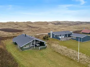 Family-friendly holiday home with terrace & sauna | Lake view | Next to the beach | Pets are welcome - Image 5
