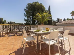 Holiday home with sauna, private pool & garden | Suitable for remote work - Image 3
