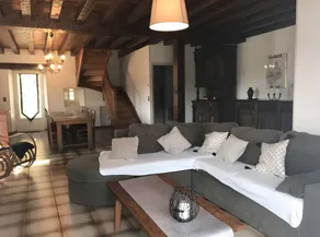 Maison adaptée aux familles avec barbecue, jardin et terrasse | Vue jardin | Avec animaux bienvenus - Image 4