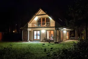 Holiday home with terrace - Image 2