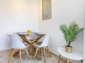 Apartment with terrace, garden & pool - Image 3