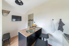 Family-friendly holiday apartment with BBQ & garden | Dogs allowed - Image 2