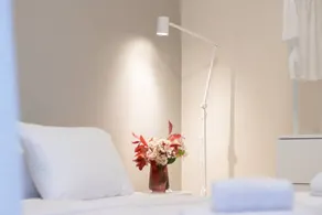 Apartamento vacacional con jardín - Image 3