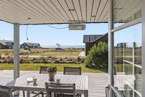Holiday home with terrace, BBQ & sauna | Sea view | Beach nearby - Image 2