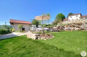 Family-friendly gite with barbeque, terrace & garden - Image 3
