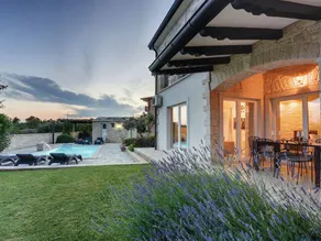 House with sauna, jacuzzi & barbecue - Image 3