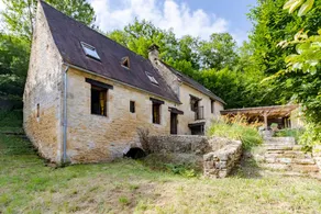 Holiday home with BBQ, garden & pool - Image 5
