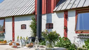 Holiday home with terrace & barbeque - Image 4