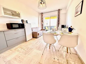 Holiday apartment with terrace - Image 2