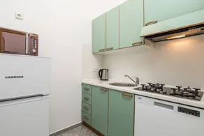 Flat with terrace, barbeque & garden | Sea view | Beach nearby | Pet-friendly - Image 5