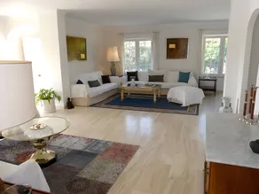 Voll ausgestattetes großzügiges Ferienhaus mit Terrasse, Garten und Pool | Meerblick | Nah am Strand - Image 3