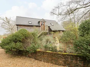 Cottage with garden - Image 3