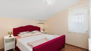 Flat with pool & barbecue | Sea view - Image 5
