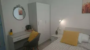 Dedicated room | Garden view - Image 3