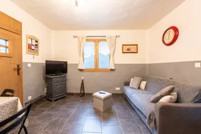 Fully equipped nice apartment with BBQ & terrace | Mountain view - Image 4