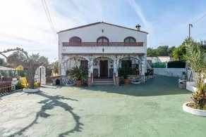 Holiday Home 'Josefina Y Tomas' with Sea Views, Wi-Fi - Image 3