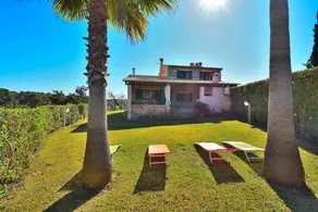 Villa with terrace, garden & private pool - Image 5
