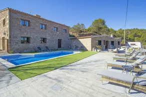 Casa con jardín, terraza y piscina privada | Adaptada para teletrabajar - Image 3