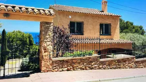 Villa mit Terrasse, privatem Pool und Grill - Image 3