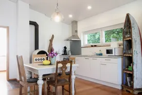 Holiday Home 'Gästehäusle' with Private Garden, Balcony and Wi-Fi - Image 5