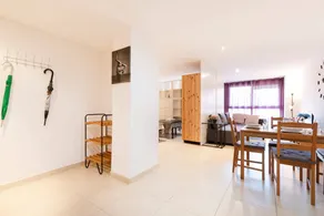 Studio Apartment 'In Sant Marti' with Wi-Fi and Air Conditioning - Image 4