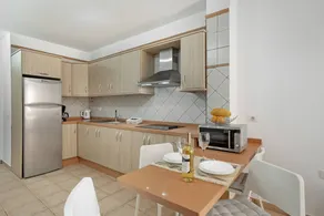 Apartment | City view | Close to the beach | Suitable for remote work - Image 5