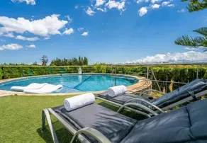 Family-oriented nice house with garden, barbeque & private pool - Image 4