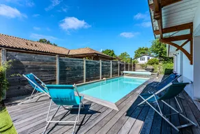 Agréable maison entièrement équipée avec internet haut débit, piscine privée et terrasse | Vue jardin | Avec animaux admis - Image 2