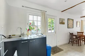 Cottage with garden | Garden view - Image 5