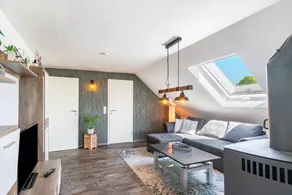 Spacious Family-Friendly Apartment with Private Terrace, Home Office & Fireplace - Image 2