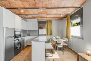Flat with terrace | River view - Image 3