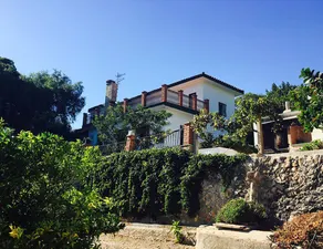 Gemütliches Ferienhaus mit Terrasse, Garten und privatem Pool | Gartenblick | Haustiere erlaubt - Image 2