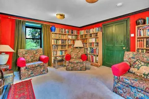 Cottage with garden & terrace - Image 3