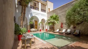 Villa accogliente e familiare con piscina, internet veloce e terrazza | Vicino Qubba almoravide | Accetta animali domestici - Image 3