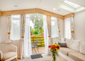 Children-friendly beautiful chalet with hot tub - Image 2