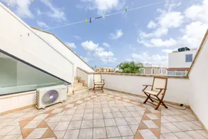 Appartement de vacances avec terrasse | Vue ville - Image 2