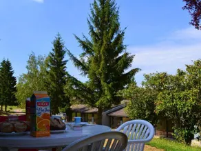 Ferienhaus mit beheiztem Pool und Terrasse - Image 5