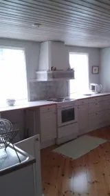 Holiday home with garden, terrace & BBQ - Image 3