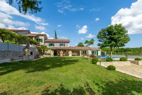 Villa with pool, terrace & BBQ - Image 4