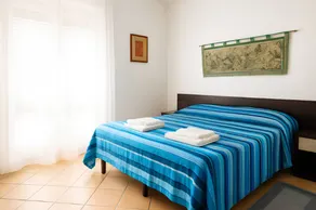 Bellissima camera privata con giardino e terrazza - Image 3
