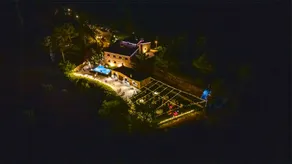 Casa con jardín, terraza y piscina privada | Adaptada para teletrabajar - Image 4