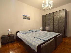 Holiday apartment with terrace - Image 5