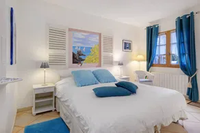 Bed & breakfast with heated pool, garden & fast internet | Garden view - Image 4