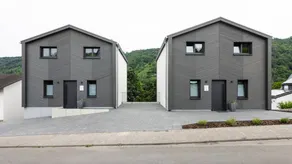 Holiday home with terrace, garden & BBQ | Garden view - Image 3