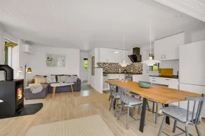 Holiday home with garden, terrace & hot tub - Image 3