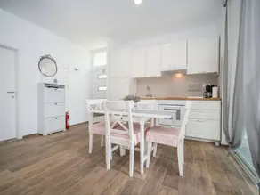 Holiday home with barbeque & private pool - Image 3