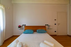 Apartment with garden, private pool & barbecue | Mountain view - Image 4