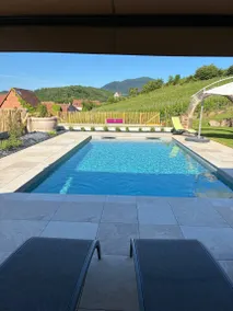 Voll ausgestattetes Landhaus mit Garten, Terrasse und Grill - Image 3