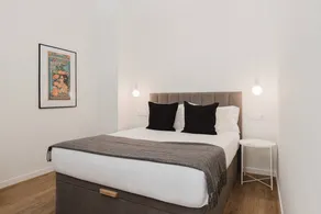 Flat with terrace - Image 5