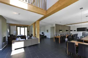 Spacious house with garden, barbecue & terrace - Image 2